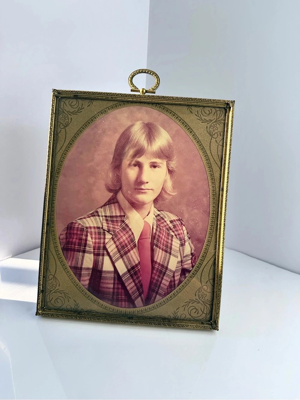 Antique c1900 Gold Gesso Wood Frame 8x10 Ornate Scroll w/ Vintage 1970s Portrait